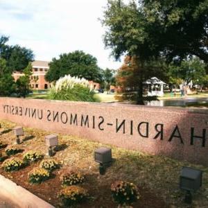 Hardin-Simmons University entrance sign